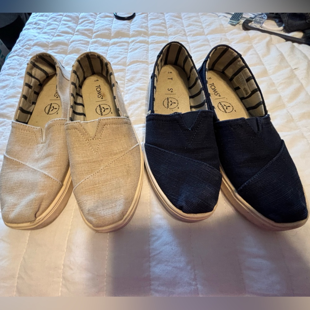 TomsSOLD SOLD SOLD‎
